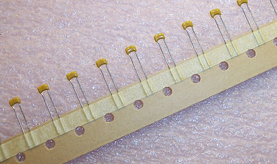 QTY (100) 3300pf 50V 5% NPO .1 RADIAL CERAMIC MLCC CAPACITORS K332J20COGFTNWA BC