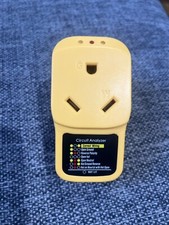 RV Surge Protector 30 Amp Adapter Circuit Analyzer with LED indicator light