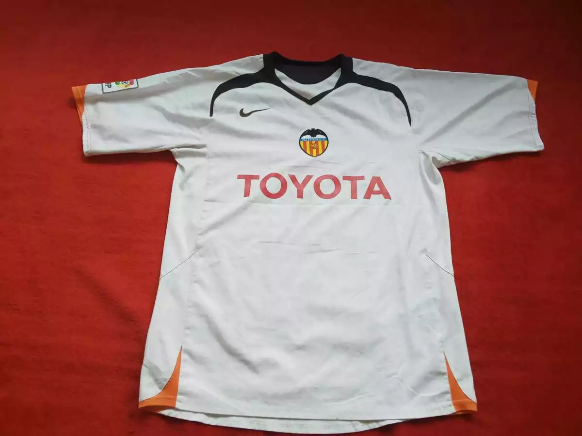 Retro Valencia Home Jersey 2006 By Nike