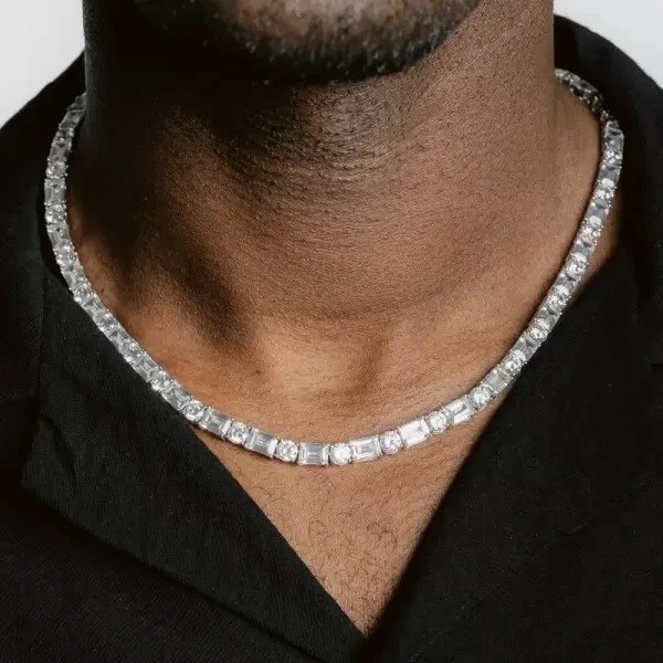 Colar de tênis folheado a ouro branco 14K com diamante redondo e corte esmeralda 49 quilates - Imagem 4 de 4