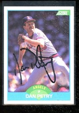 1989 SCORE AUTOGRAPH/SIGNED #122 DAN PETRY ANGELS NRMINT E021980
