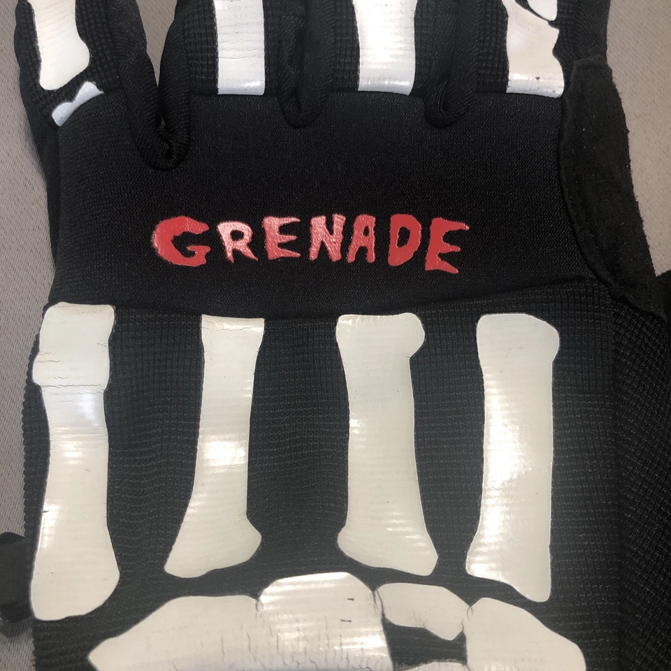 手榴弹雪板烟斗手套红色白色黑色手指大号“飞行社会” — 第 3/4 张图片
