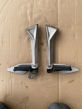 COPPIA PEDANE POGGIAPIEDI PASSEGGERO POSTERIORI   KTM DUKE 125 4T 2011 2016