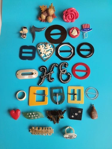 Vintage Art Deco? Jewelry Lot Old Plastic Pins Clips Buckles Misc Some Bakelite?