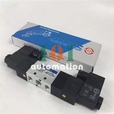 1PCS NEW FOR SHAKO Solenoid valve PU530-02D 220V
