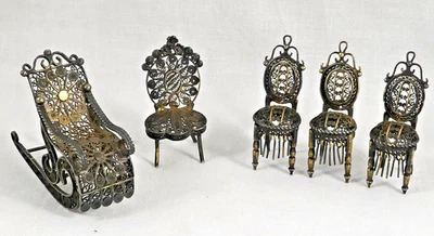 antikes Miniatur-Möbel-Set aus Messing-Draht für gehobene Puppenhäuser - Bild 1 von 4