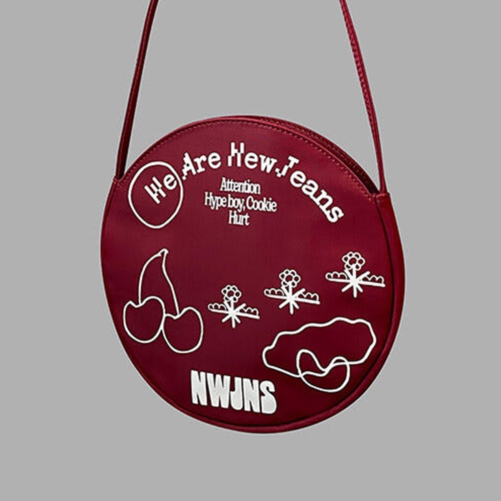 NewJeans 1st EP Bag (Red) Ver. 赤　限定盤 NewJeans 1st EP New Jeans Bag Limited Edition Red Ver CD Photobook