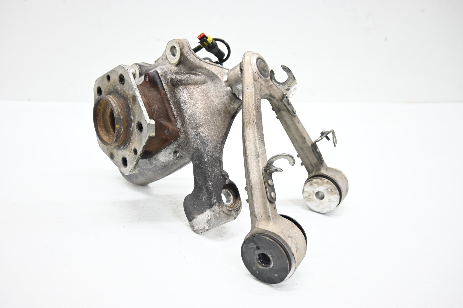 ⭐ 03-08 Maserati Quattroporte Front Right Wheel Spindle Hub Carrier 35k Oem