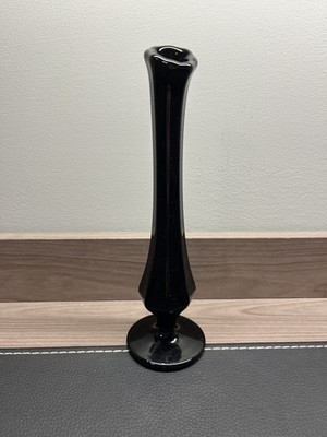 L.E. Smith Black Amethyst Glass Bud Vases MCM Swung Vintage 8 
