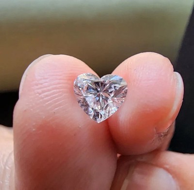 Loose 2.00 CT Heart Cut Lab Grown CVD Diamond Natural D Color VVS1 Certified