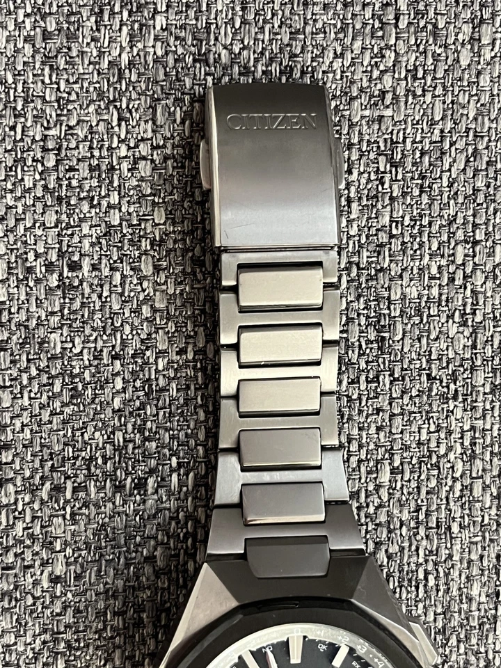 Citizen CC4104-53E Attesa Eco-Drive GPS 卫星收音机 超级钛  — 第 3/4 张图片