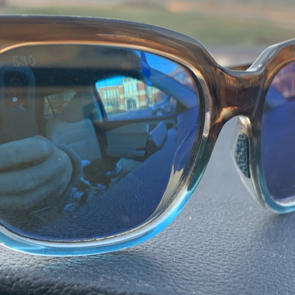 Gafas de sol Costa Del Mar marrón azul espejo polarizado solo 580 marcos. Foto 3 de 4