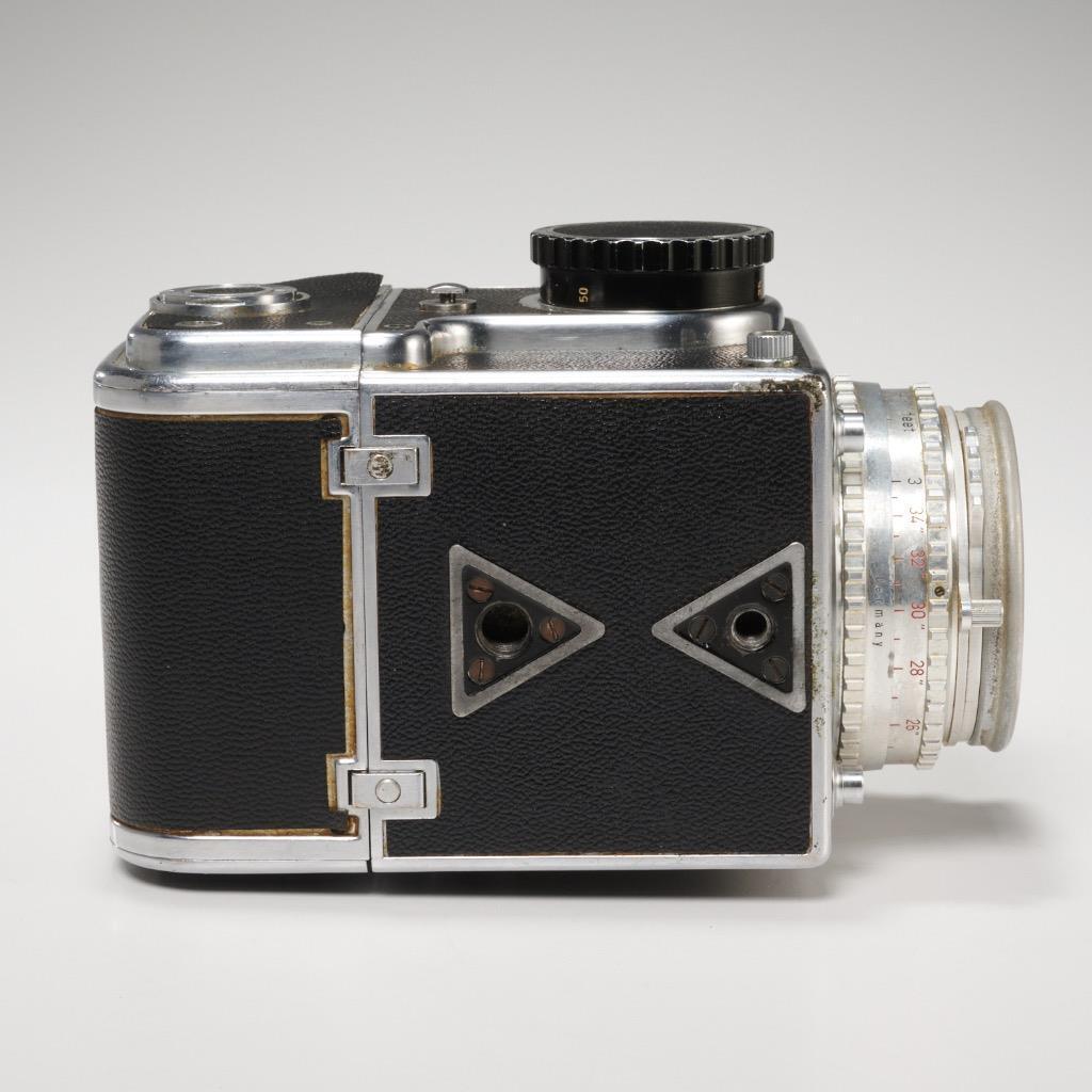 Vtg Hasselblad 1000F Chrome SLR Camera Zeiss Tessar 2.8/80mm Vtg Hasselblad 1000F Chrome SLR Camera Zeiss Tessar 2.8/80mm