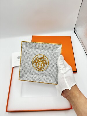 HERMES MOSCHEE AU 24 QUADRATISCHER TELLER - GOLD - BRANDNEU VERPACKT