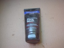 Neutrogena Men Skin Clearing Face Wash Oil Free RARE HTF