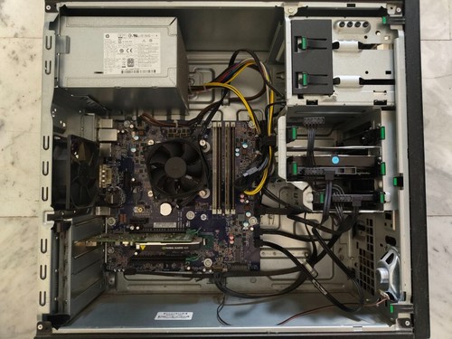 HP Z240 - I7 6700 - 16 GB 2133mhz - 256 SSD - 1TB HDD | Usato | Windows 11 - Photo 2/3