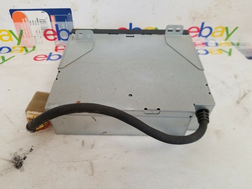 01-03 TOYOTA Prius Hybrid Compact Disc CD Audio Player 08601-00870 OEM - Bild 3 von 3