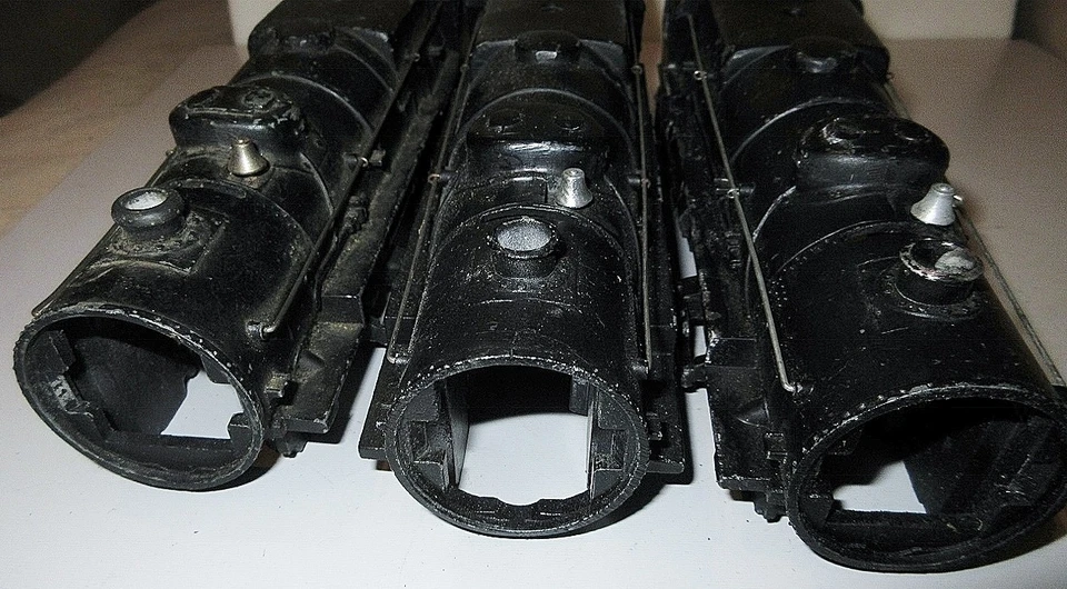 LIONEL #675/ #2025/#2035 POSTWAR STEAMER BOILERS,3 TOTAL USED - Image 3 of 4