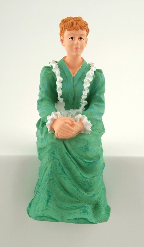Dolls House Miniature 1/12th Scale Resin Victorian Sitting Lady DP234