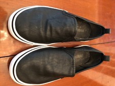 Divided Shoes