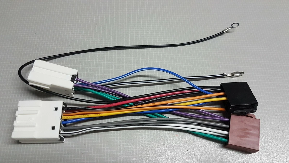 Connettori ISO Cablaggio Autoradio Adattatore Per Nissan Micra 2007-2019 K12/K13