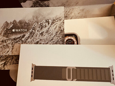 Apple Alpine Loop Band for Watch Ultra - Green, Medium (49mm)
