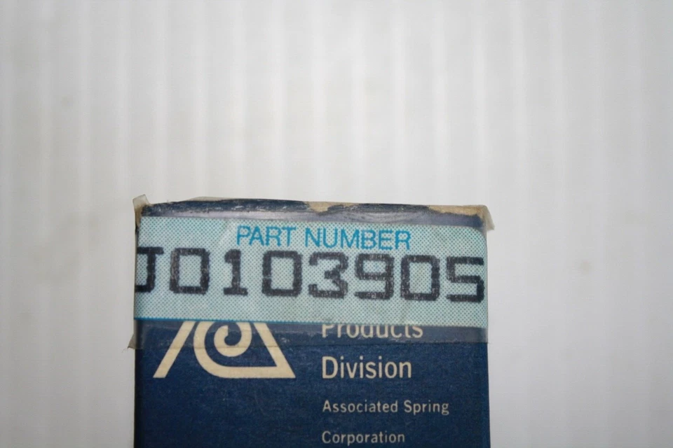 MOPAR J0103905 REAR AXLE HUB KEY 1981-1985 JEEP CJ7, CJ5 - Image 3 of 3