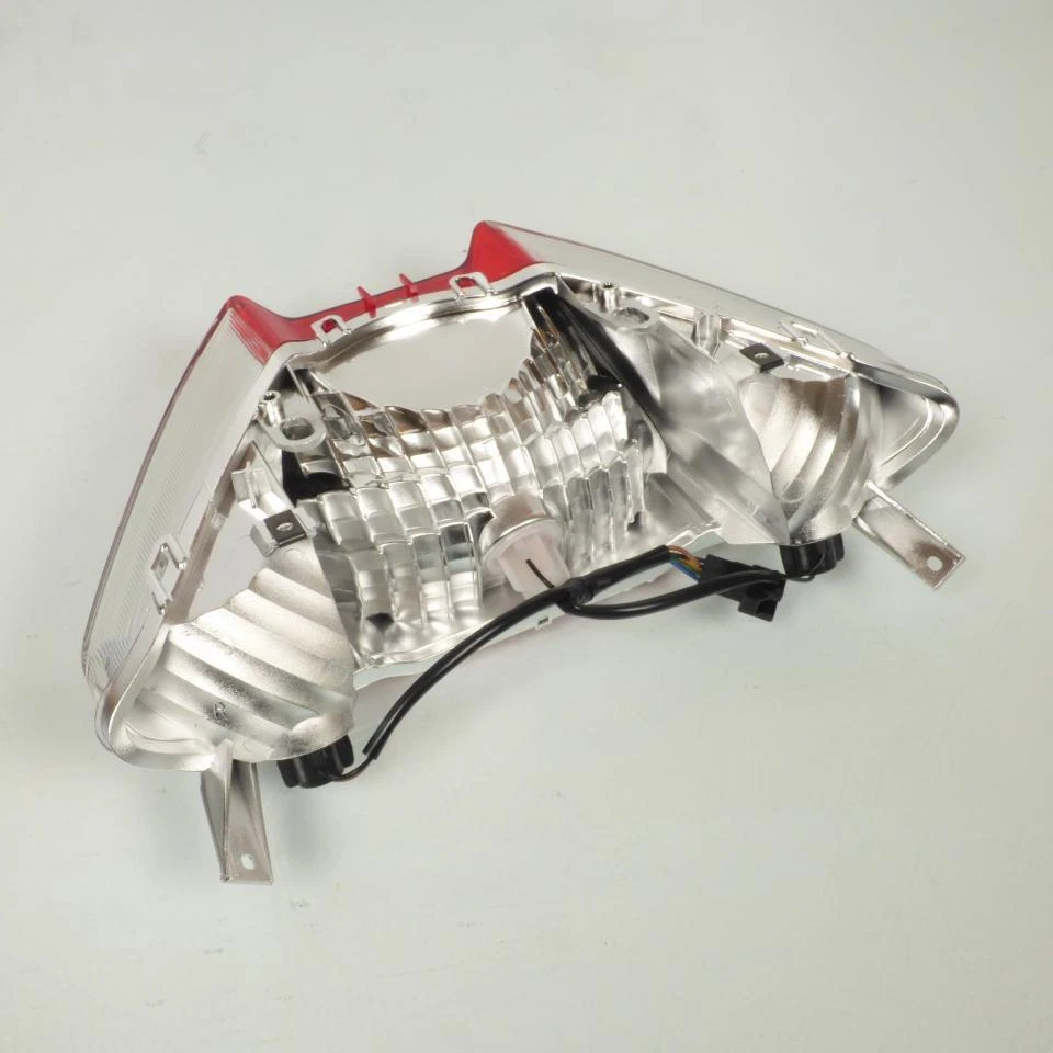 Feu arrière Mad pour Scooter Yamaha 500 Tmax 2008 à 2011 Neuf - Photo 2/4
