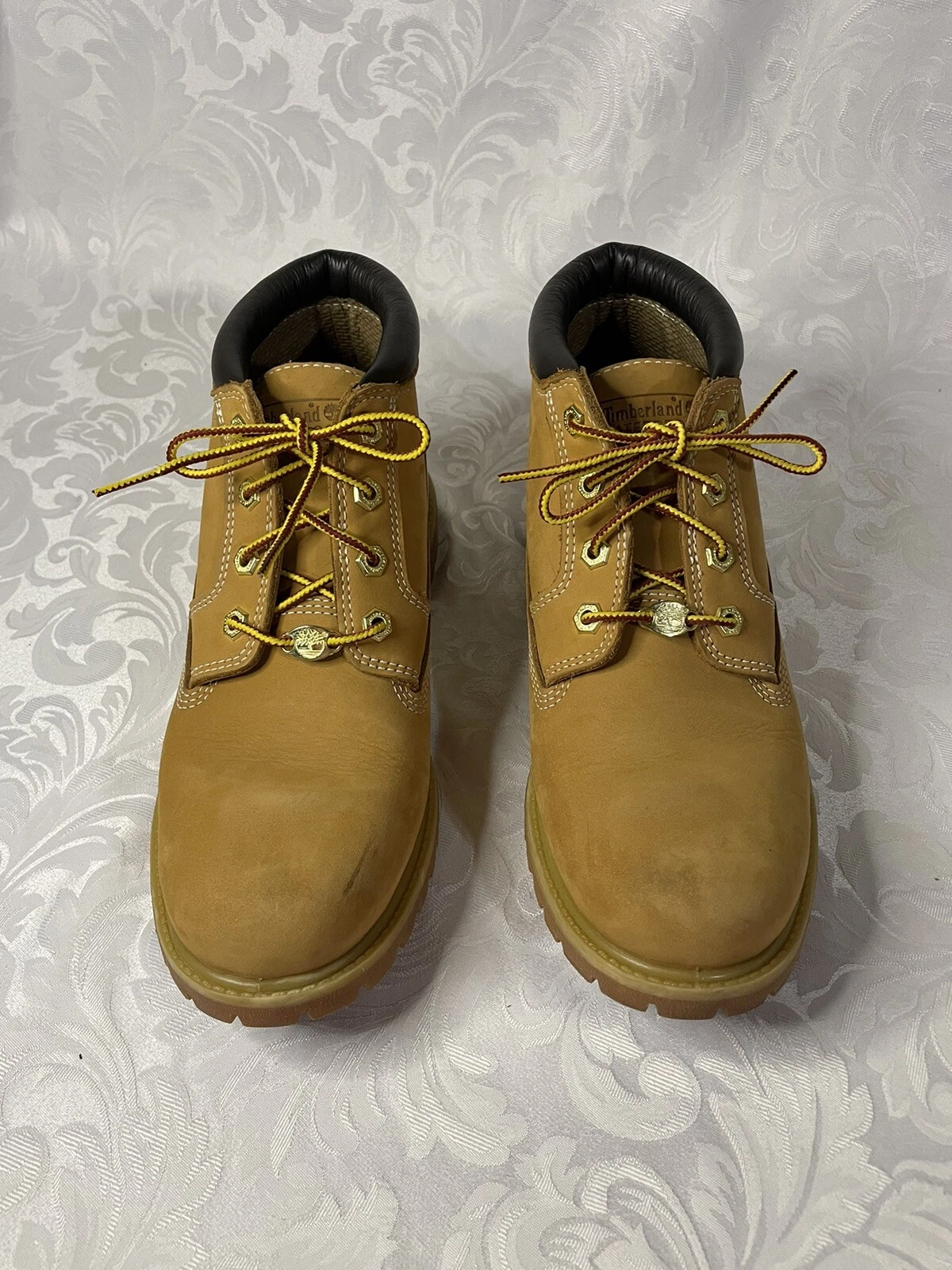 Stivaletti chukka donna Timberland classici impermeabili Nellie grano nabuk 9 5