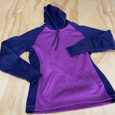 Nike Womens Sweater Size Small Therma Fit Long sleeve Hooded pullover