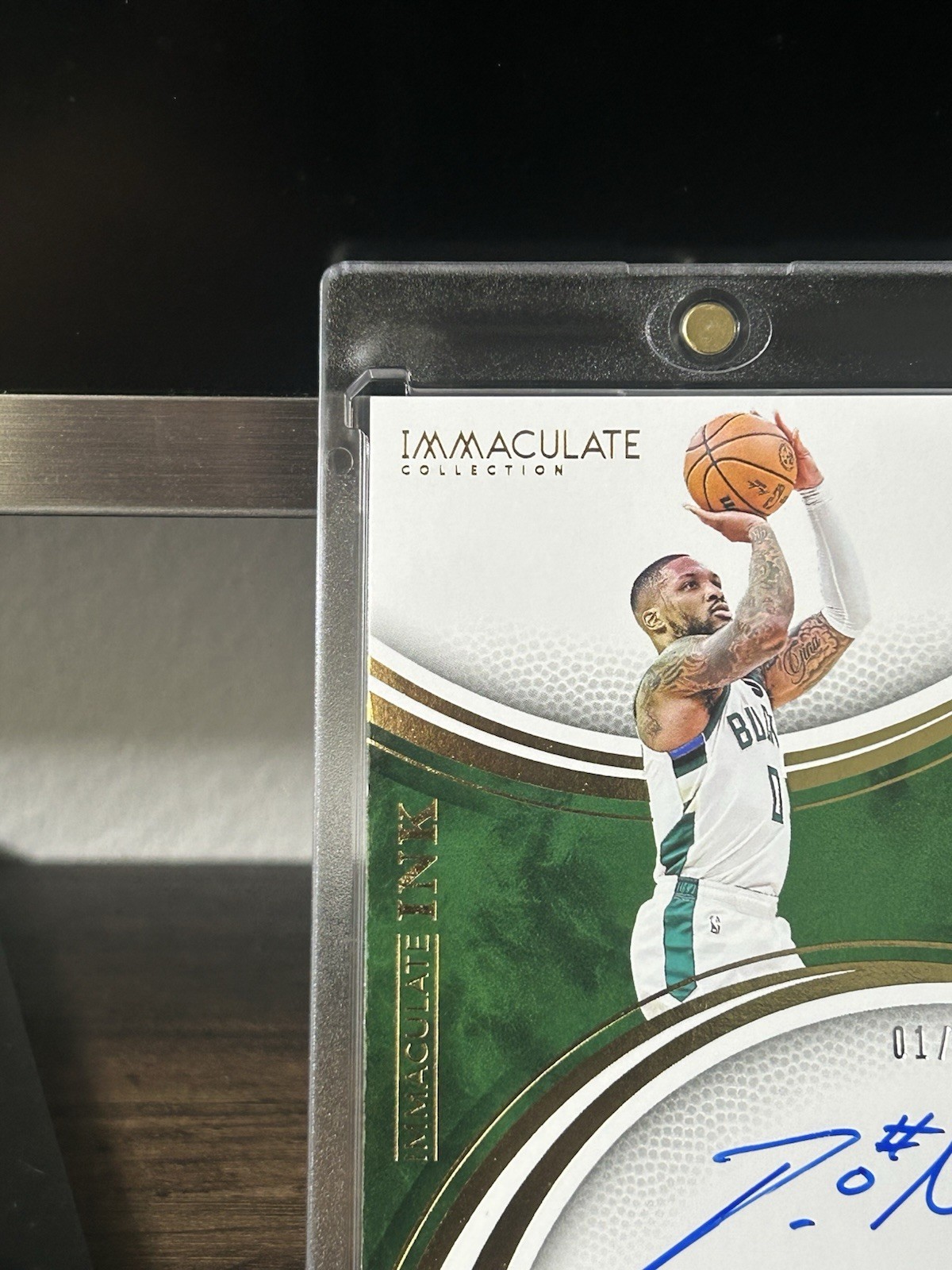 Panini 2024-25 Immaculate Collection Immaculate Ink Damian Lillard Auto 1/49 view 4