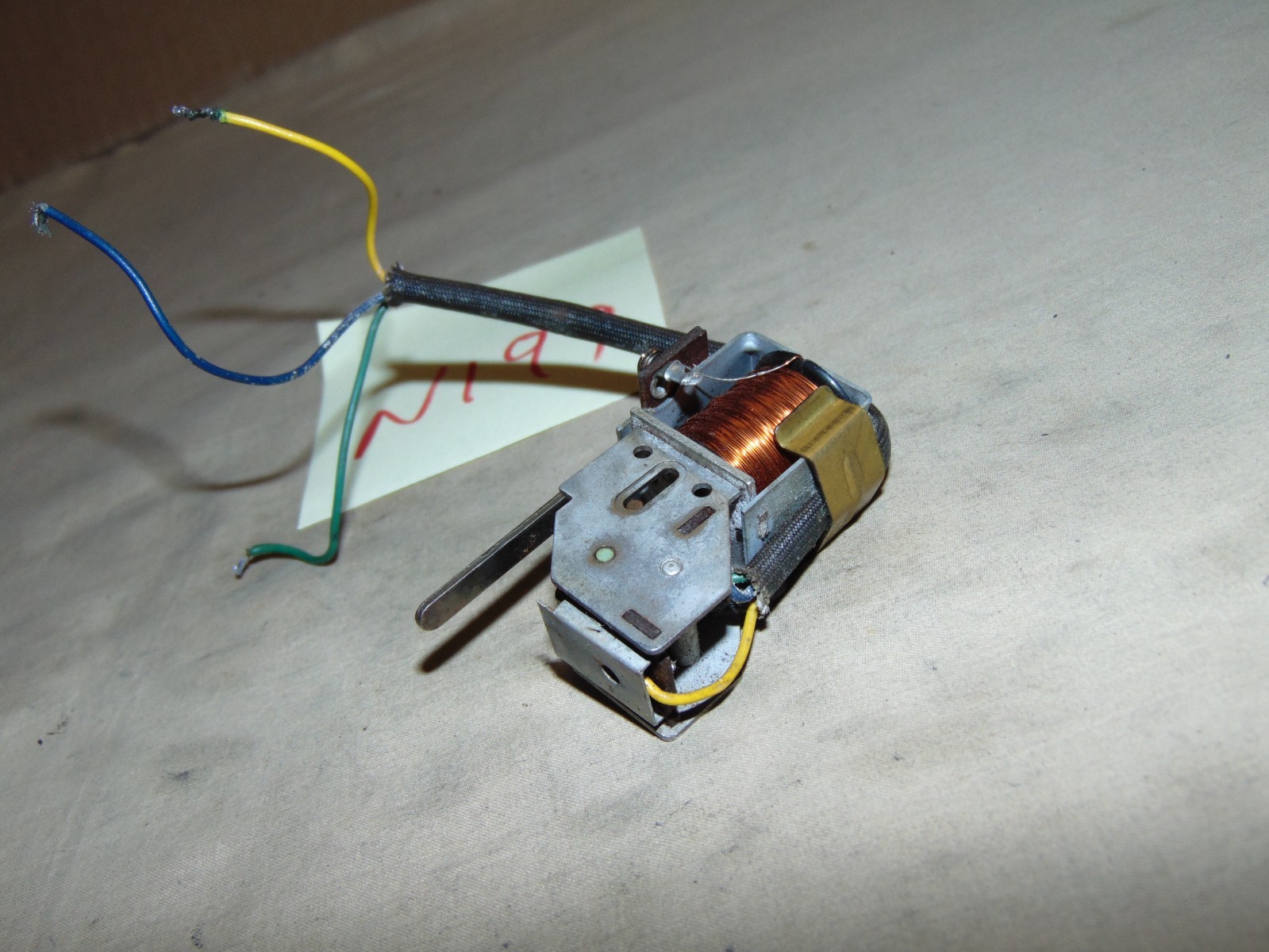 Click here to see eBay Auction