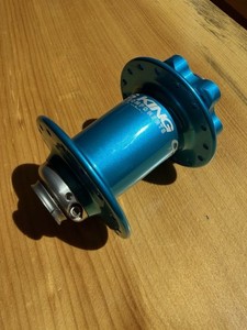 Chris King ISO Front Hub 32h Turquoise 15/100