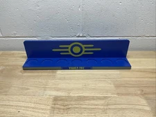 Fallout Official Bethesda Bobblehead Vault-Tec Display Shelf