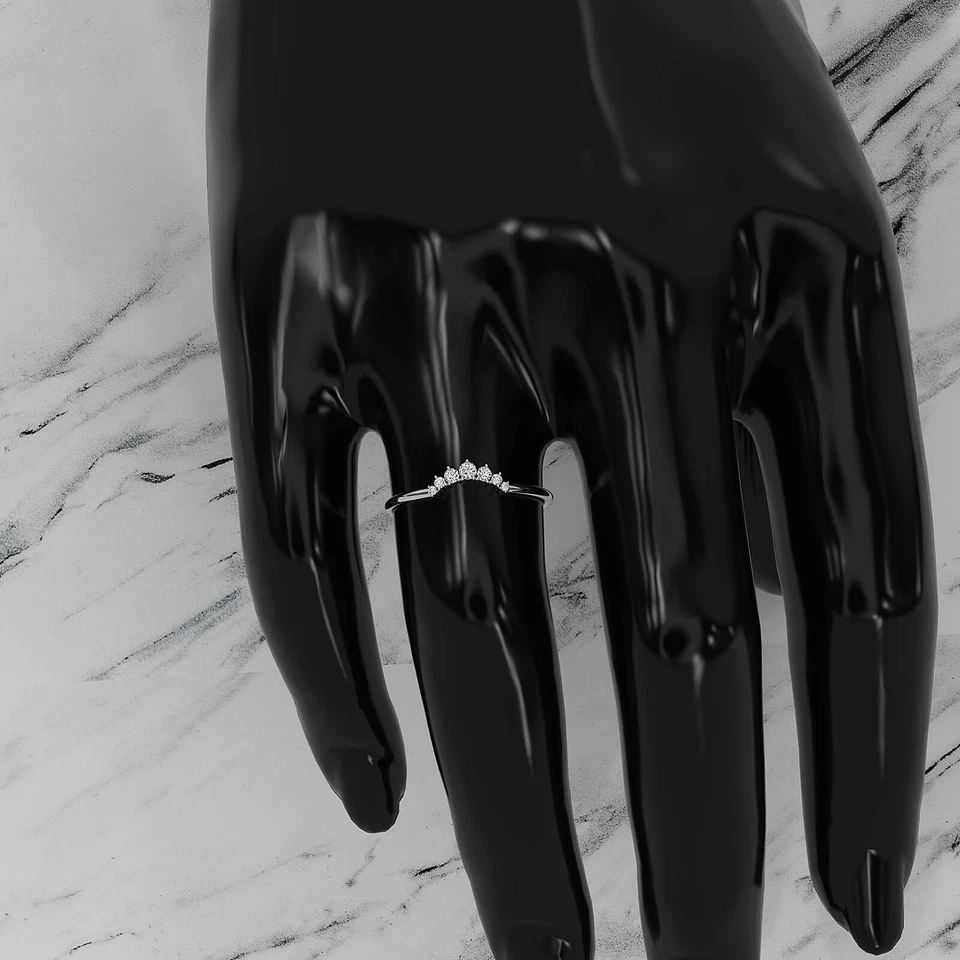 Anillo de diamantes delgado curvado apilable corte redondo creado en laboratorio para mujer 0,09 ctw. Foto 2 de 3