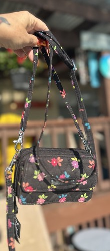 VERA BRADLEY Wristlet Cell Phone Purse Crossbody Store Exclusive Never Used - Picture 7 of 9