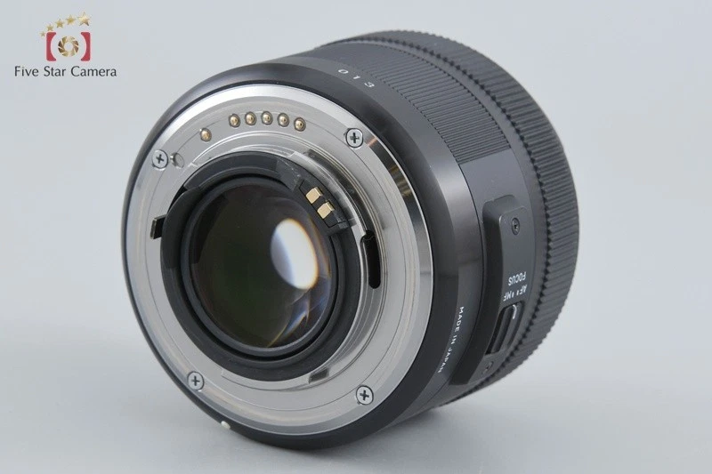 Sigma Art 30mm f/1.4 DC HSM for Pentax [Very Good] - Image 4 of 4