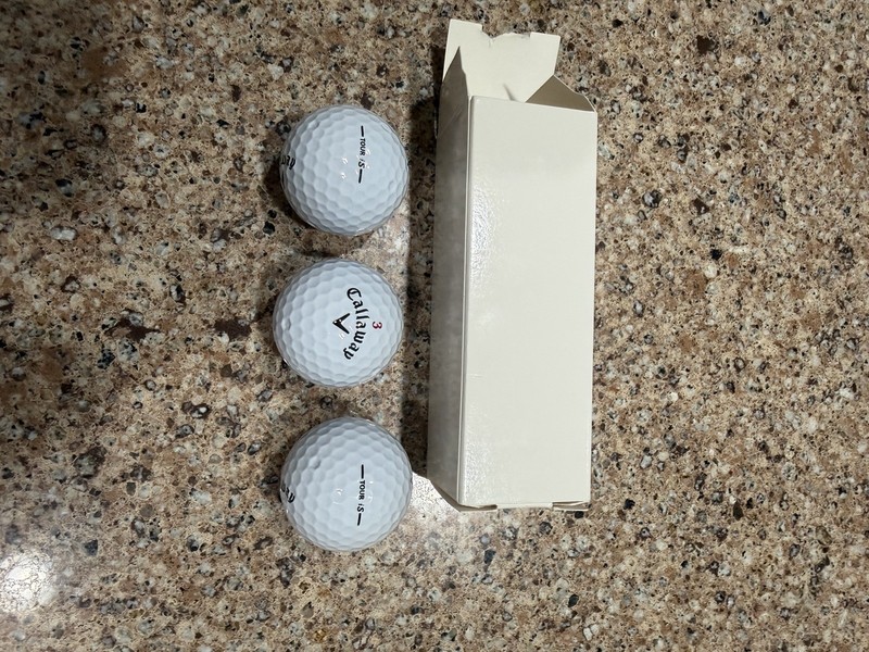 Callaway Tour Is Tour Issued Prototype Golf Balls New In Box Set Of 3.