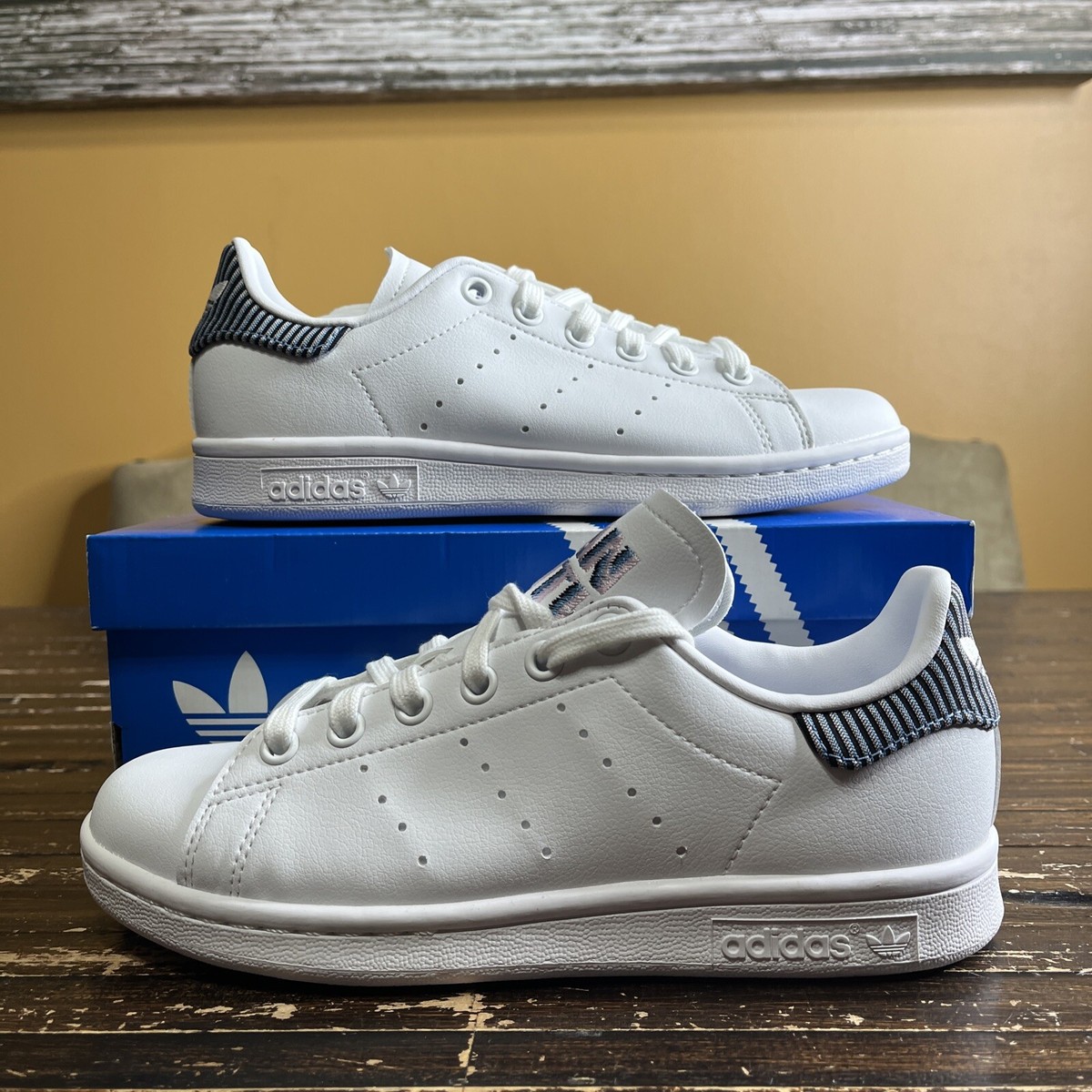 Adidas Originals Stan Smith White/Pink/Blue Men