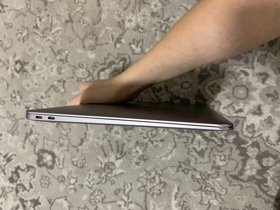 A2159 Apple MacBook Pro 13.3" Space Grey (1.4GHz Intel Core i5, 128 GB SSD), photo 2 of 5