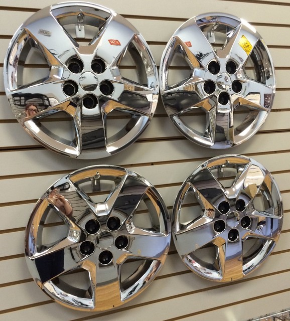 NEW 20072011 CHEVROLET Chevy HHR Hubcap Wheelcover SET CHROME eBay