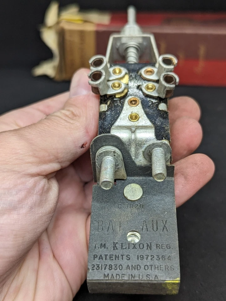 NOS 1941 1942 CHRYSLER NEW YORKER WINDSOR SARATOGA INTERRUPTOR DE FAROL - Imagem 4 de 4