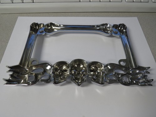 Pilot Automotive Chrome 3D Skull / Flames Motorcycle License Plate Frame WL254-C - Picture 8 of 10