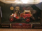 Road Signature 1/18 1914 Ford Model T Fire Engine