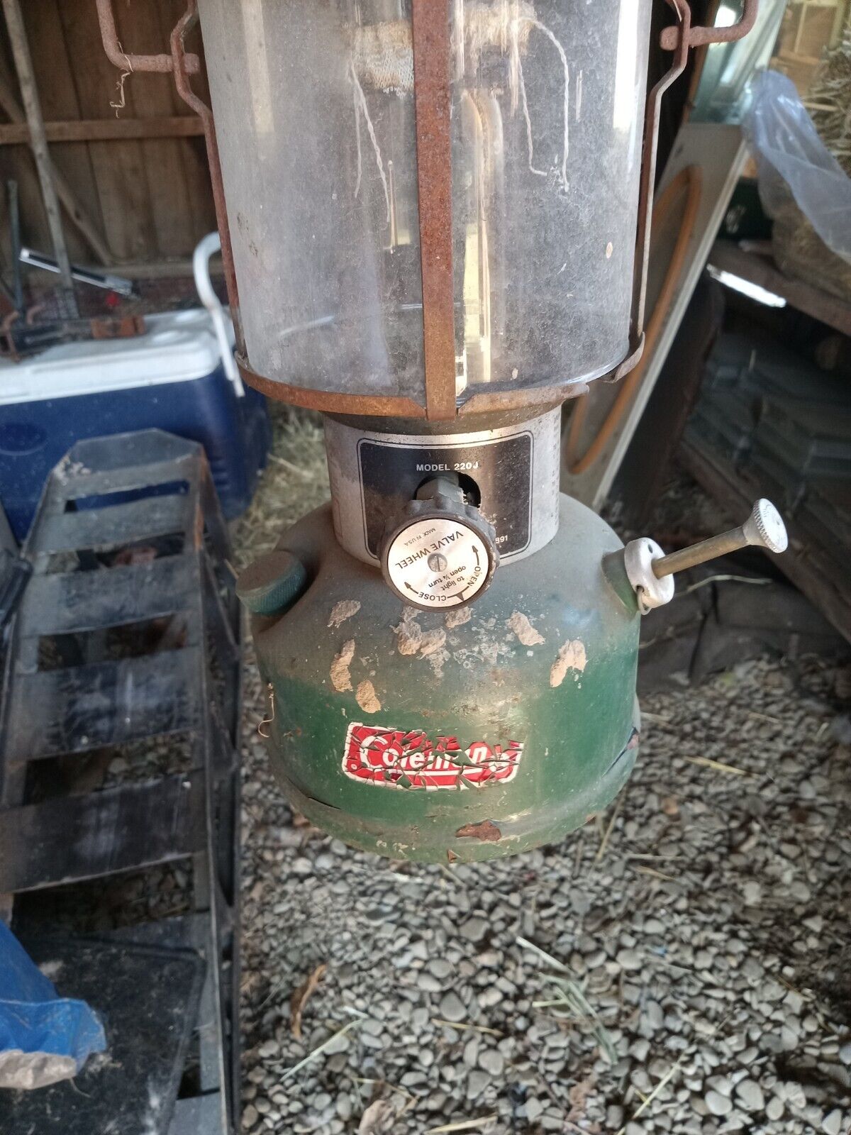 vintage coleman lantern