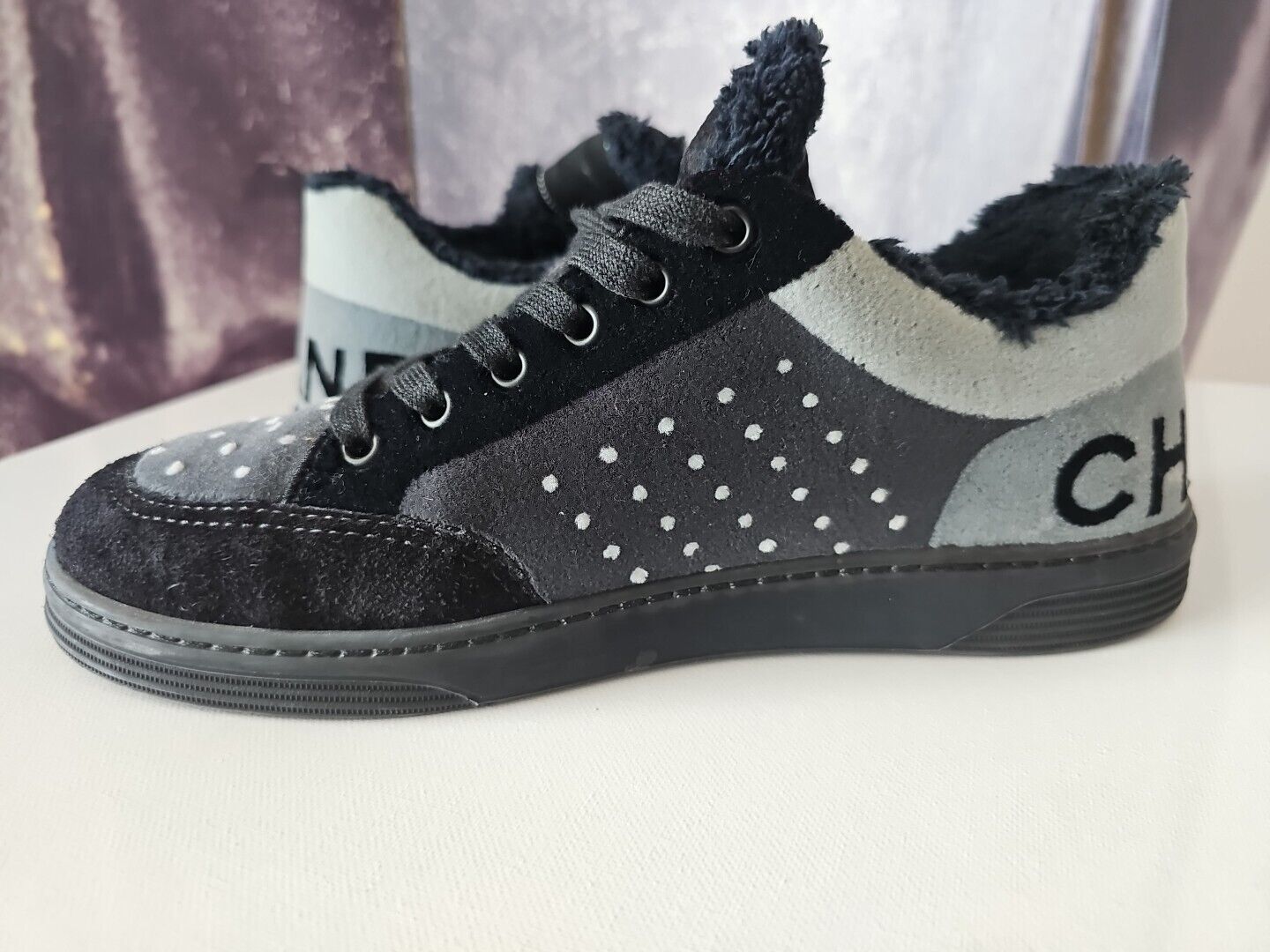 Chanel Women's Fabric & Suede Calfskin Gray Low T… - image 12