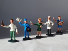 Carrera Figuren Verkaufspersonal 5 Figuren  1:32  60er-70-er Jahre guter Zustand