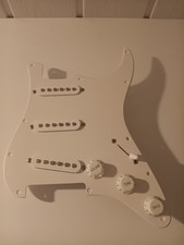 Squier Pickguard Stratocaster Full Loaded