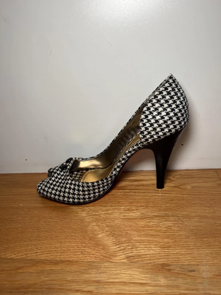 Zapatos de salón Kenneth Cole pata de gallo punta abierta para mujer 7 suela de cuero negro blanco Foto 4 de 4