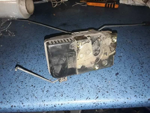STARKIT PERFORMANCE Serratura Porta Anteriore Sinistra Per Peugeot 307 (2001-2008) Con 2 Chiavi